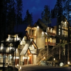 A mansion built by Quiniscoe Homes.