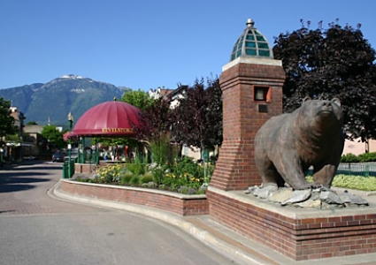 Grizzly Plaza is at the heart of Revelstoke.